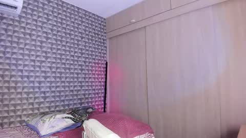 Snapshot of little_sugar19 chatting on 03/25/26, 12:55 alex online show from 03/25/26, 12:55