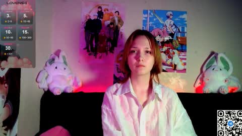 Snapshot of little_sugar_queen chatting on 02/15/26, 07:10 Akin online show from 02/15/26, 07:10