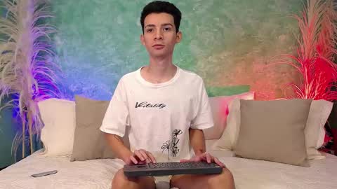 Juan Ferrer online show from 02/17/25, 04:04