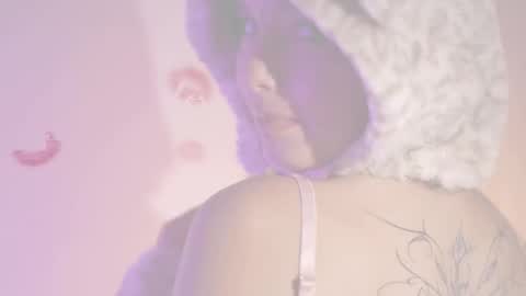 Im your little Velinda  online show from 10/23/25, 06:50