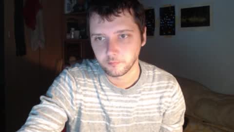 littlealien7 online show from 09/19/25, 06:37