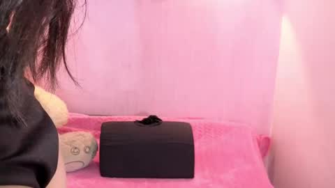 Ari online show from 04/07/26, 07:03