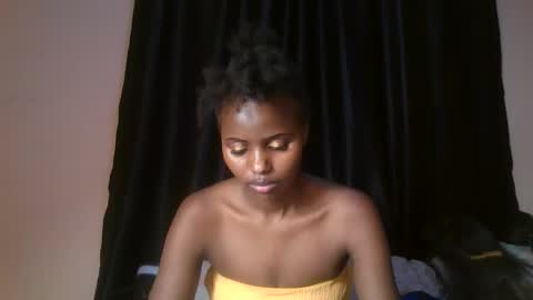 littlebunny2  online show from 02/11/26, 10:59