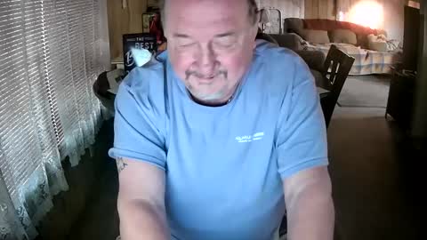 Littled83057 online show from 01/11/25, 12:12