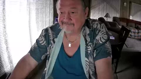 Littled83057 online show from 02/04/25, 06:38