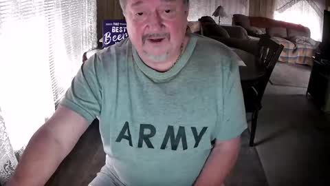 Snapshot of littled83057 chatting on 02/07/25, 09:15 Littled83057 online show from 02/07/25, 09:15