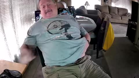 Snapshot of littled83057 chatting on 10/04/25, 05:11 Littled83057 online show from 10/04/25, 05:11