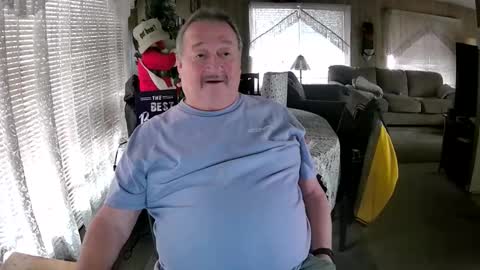 Snapshot of littled83057 chatting on 12/17/25, 07:20 Littled83057 online show from 12/17/25, 07:20