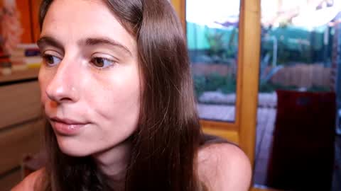 Snapshot of littledante91 chatting on 02/15/26, 08:35 Maria and Viktor online show from 02/15/26, 08:35