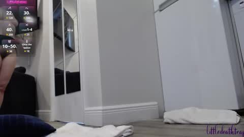 littledeathtrap online show from 12/26/24, 08:11