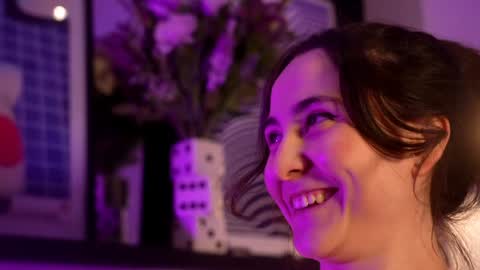 Emily Hill online show from 11/07/25, 09:15