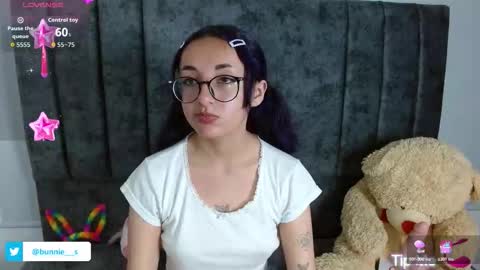 your little bunny  online show from 09/17/25, 11:56