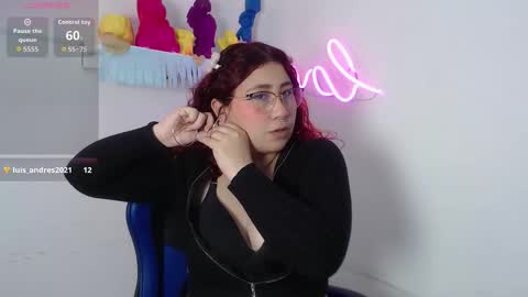 Snapshot of littlee_red chatting on 10/22/25, 12:49 Angel  online show from 10/22/25, 12:49