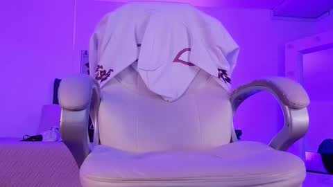 Angel  online show from 02/03/26, 02:53