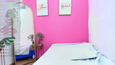 Snapshot of littleebonymommy chatting on 02/11/25, 11:12 Tania online show from 02/11/25, 11:12