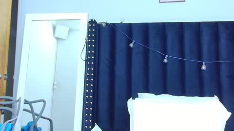 Snapshot of littleebonymommy chatting on 03/10/25, 02:06 Tania online show from 03/10/25, 02:06