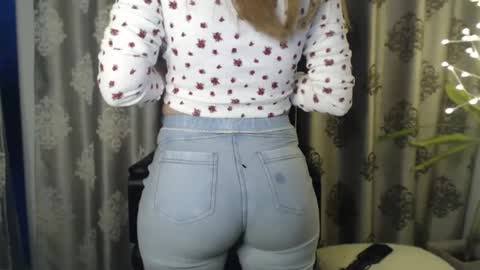 Snapshot of littleflowers chatting on 01/13/25, 03:15 Your little flower online show from 01/13/25, 03:15