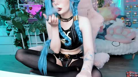 Riza Riri Puff  online show from 02/01/25, 05:05