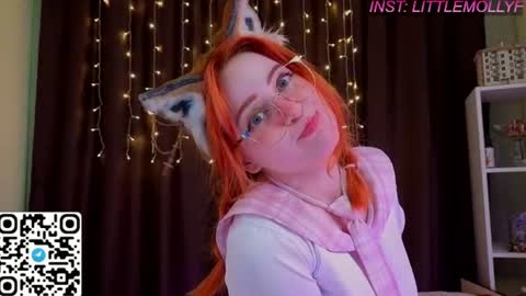 Snapshot of littlefoxyhole chatting on 07/05/26, 04:52 Molly online show from 07/05/26, 04:52