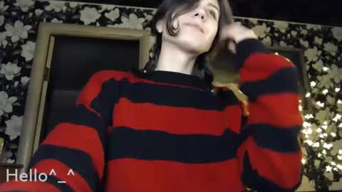 littlehappines online show from 12/28/24, 09:40