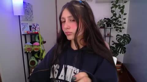 Laksmi online show from 09/08/25, 09:14