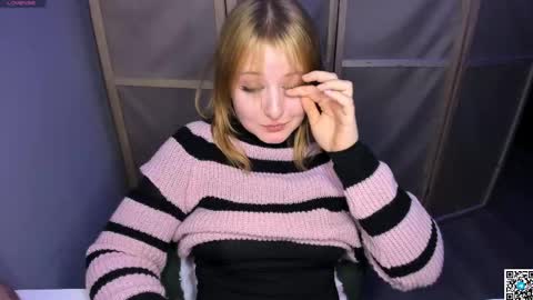 Snapshot of littlemargoo chatting on 04/19/26, 07:38 Margo online show from 04/19/26, 07:38