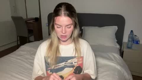 Snapshot of littlemaryjane19 chatting on 11/07/25, 02:22 Marciabrady online show from 11/07/25, 02:22