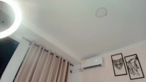 Sarahs Room online show from 01/31/25, 11:45