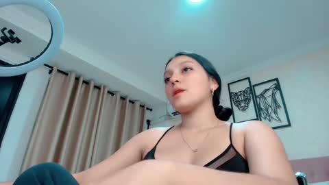 Sarahs Room online show from 03/12/25, 05:02