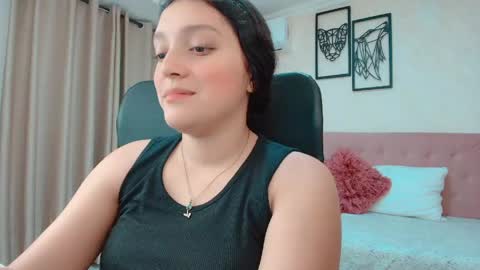 Sarahs Room online show from 05/30/26, 12:41