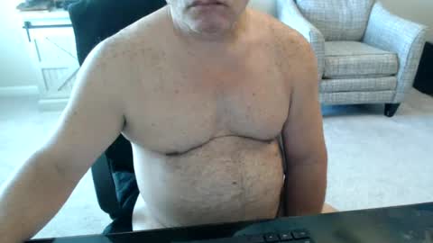 Snapshot of littleone1111765968 chatting on 07/07/26, 04:00 littleone1111765968 online show from 07/07/26, 04:00