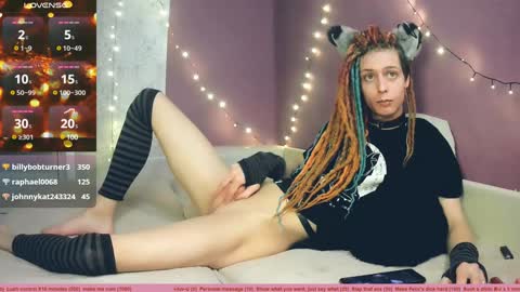 Snapshot of littlepinkcat chatting on 12/27/24, 01:07 Felix online show from 12/27/24, 01:07