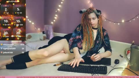 Snapshot of littlepinkcat chatting on 12/29/24, 05:53 Felix online show from 12/29/24, 05:53