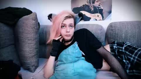 Snapshot of littlepinkcat chatting on 10/27/25, 02:54 Felix online show from 10/27/25, 02:54