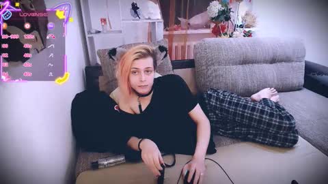 Snapshot of littlepinkcat chatting on 11/26/25, 05:19 Felix online show from 11/26/25, 05:19