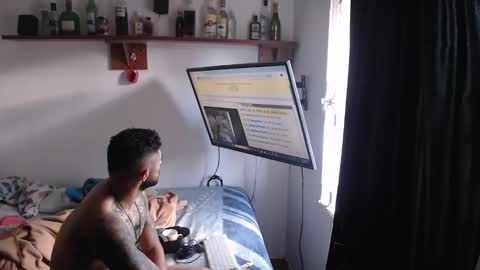 Snapshot of littlepornstars chatting on 04/08/26, 10:21 Kruger and girls online show from 04/08/26, 10:21