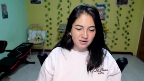 Mia  Wednesday to Sunday 730 am to 1030 am Colombian Hour D online show from 05/16/26, 05:59