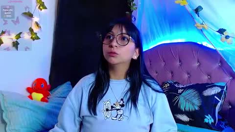 Snapshot of littlerouse_ chatting on 03/09/25, 04:49 Ruby Rouse online show from 03/09/25, 04:49