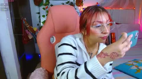 Snapshot of littlerouse_ chatting on 03/28/26, 08:47 Ruby Rouse online show from 03/28/26, 08:47