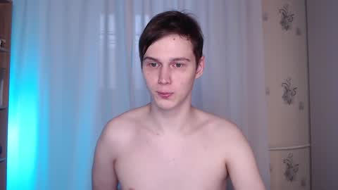 Snapshot of littlesadcabbage chatting on 01/22/25, 12:38 Sonnenschein online show from 01/22/25, 12:38