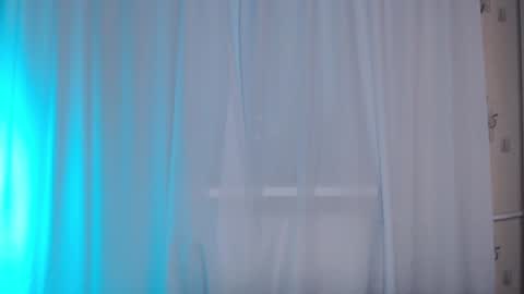 Snapshot of littlesadcabbage chatting on 01/27/25, 07:24 Sonnenschein online show from 01/27/25, 07:24