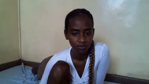 littlesandie online show from 02/14/25, 09:03