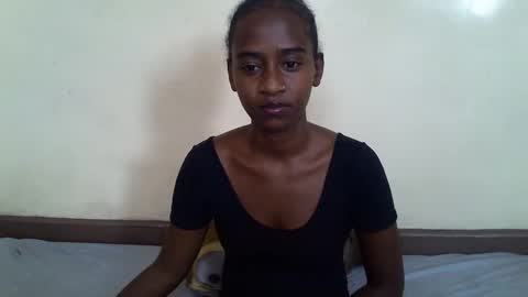 littlesandie online show from 02/22/25, 12:08