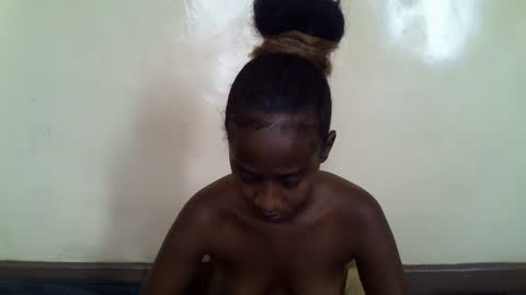 littlesandie online show from 02/24/25, 09:00