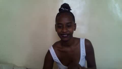 littlesandie online show from 11/12/25, 06:03