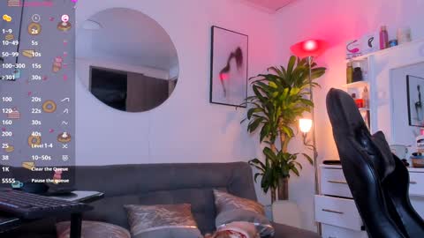 Snapshot of littlesexyrubi chatting on 01/04/25, 09:54 LITTLE SEXY RUBY online show from 01/04/25, 09:54