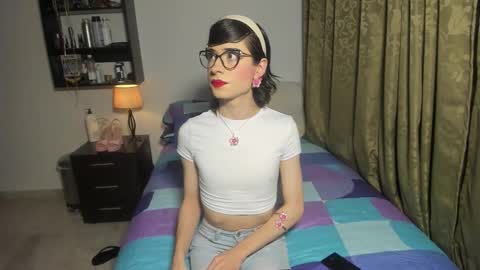 Sofi online show from 03/10/26, 03:44