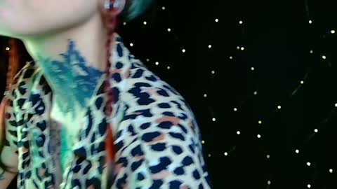 Niki  free tg channel with some photos gifs and info about streams  online show from 12/24/24, 09:44