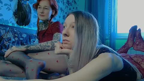 Niki  free tg channel with some photos gifs and info about streams  online show from 01/14/25, 06:34