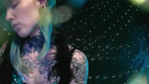 Niki  free tg channel with some photos gifs and info about streams  online show from 11/22/25, 02:16